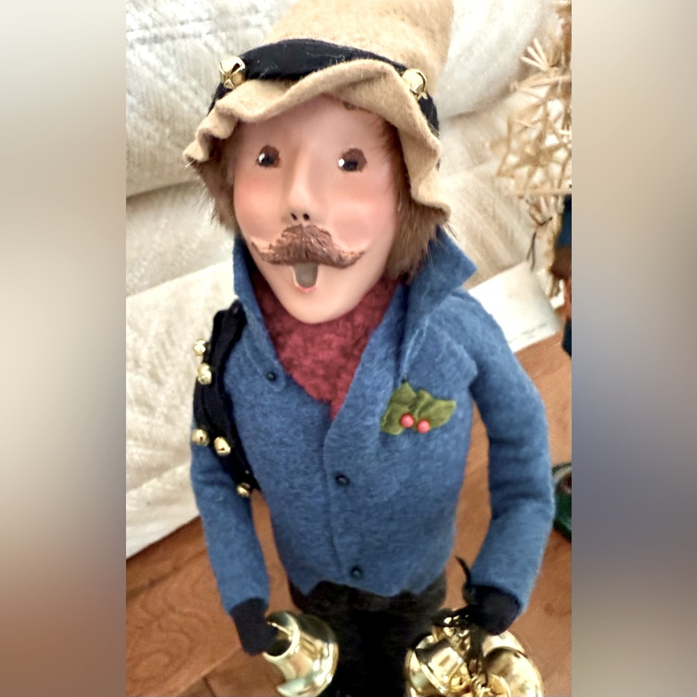 Cries of London Byers Choice Caroler Selling Bells $43